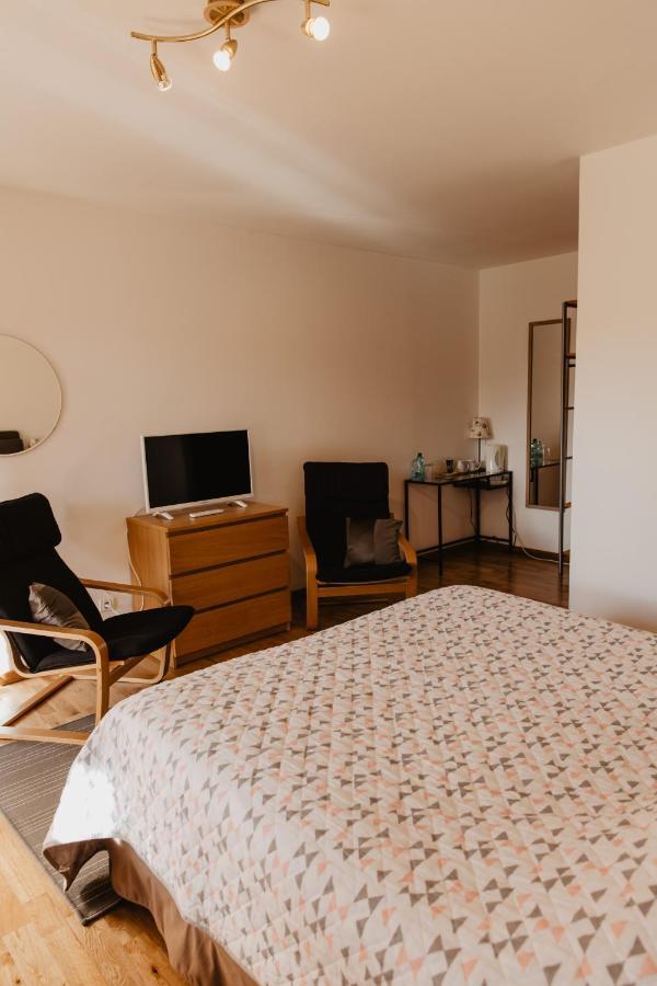 Hotel Les Charmilles De Mormal Landrecies Екстер'єр фото